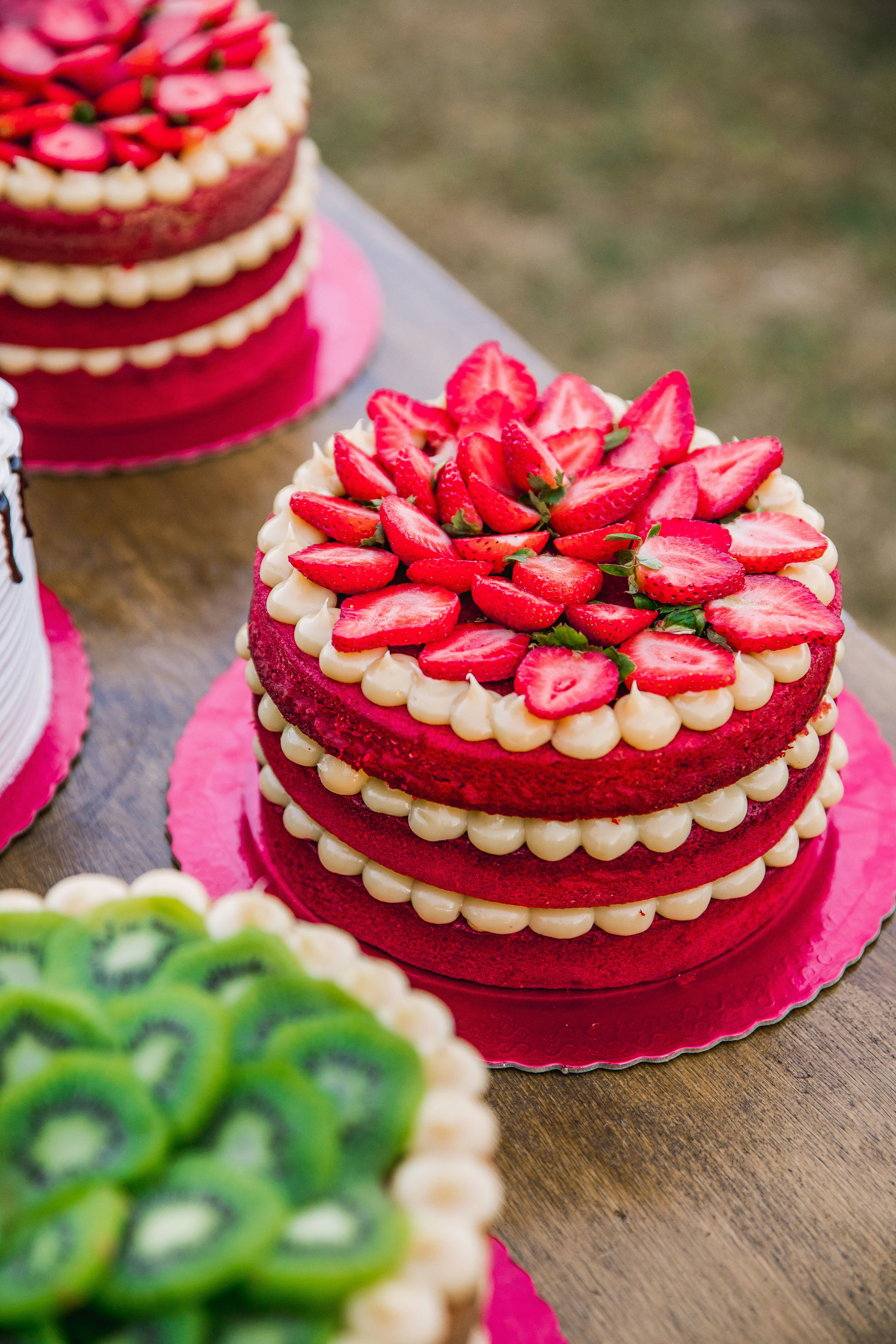 Cakes & Desserts